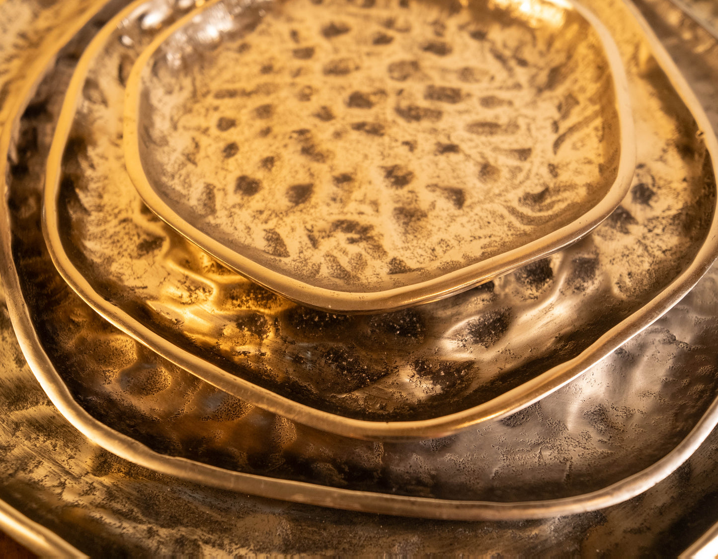 Half Moon Bay Set of Nested Silver Hammered Metal Bowls ( Set of 4)