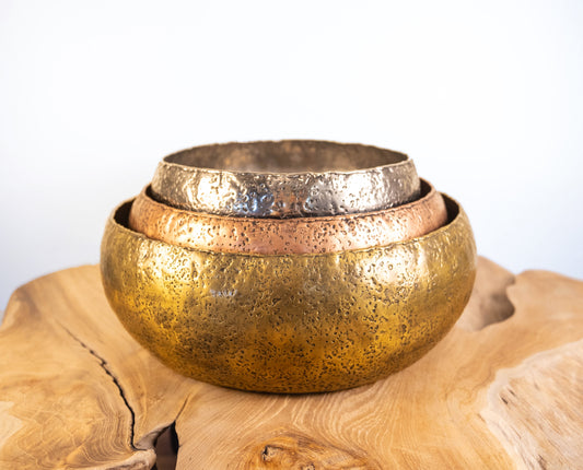 Big Sur Handcrafted Textured Nesting Bowls ( Set of 3 )