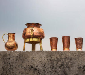Hand beaten copper water dispenser ( 169 oz)