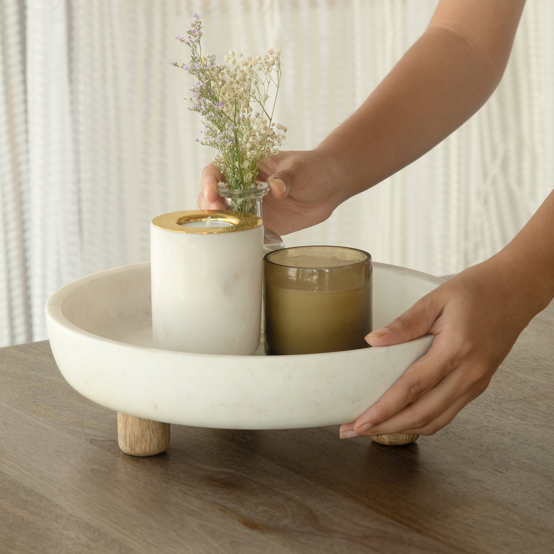 Marble bowl with wooden legs
